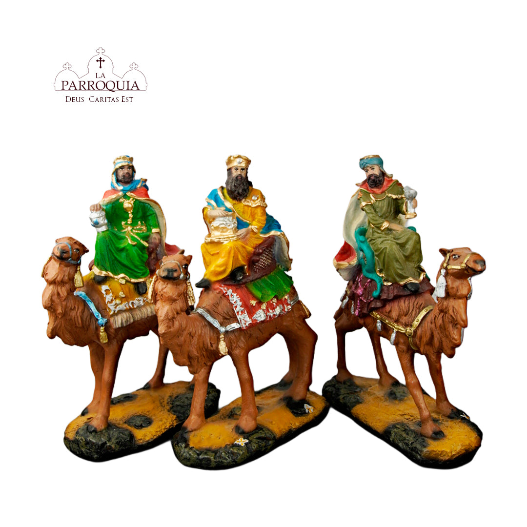 TRIO DE REYES EN CAMELLO